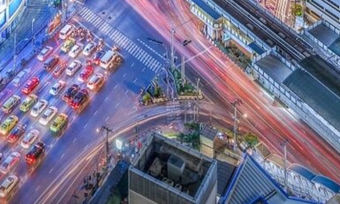 Bangkok Central Business District Condominio | Asok Terminal 21 2BR @ BTS / MRT Pool / Netflix 市中心 购物中心 (A)