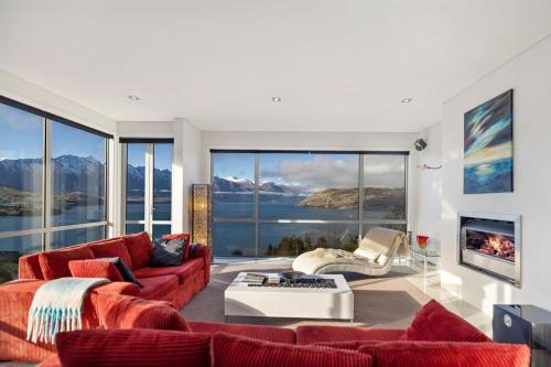 Kapiti Island Casa | Aspen Heights Villa Queenstown New Zealand