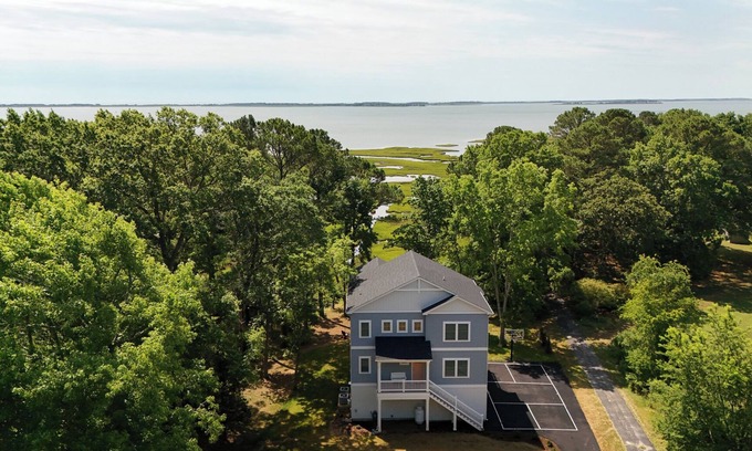 Berlin Casa | Assateague Holiday House Nature & Luxury Combined