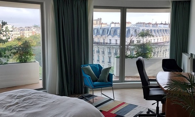 Auteuil Apartamento | Astonishing views on Paris from the 45m2 terrace at the 8th floor -new building