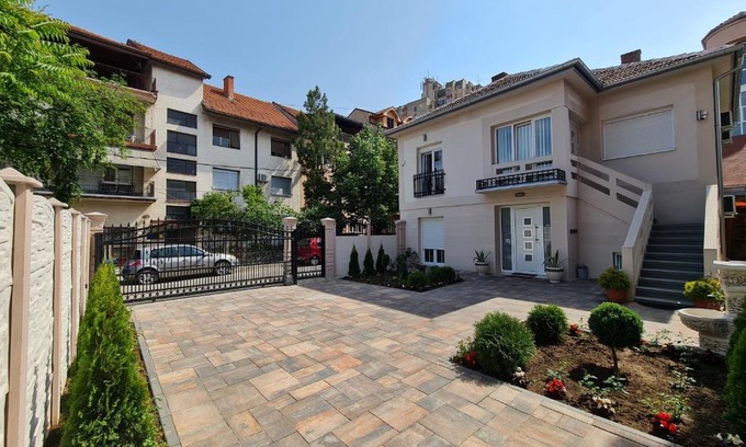 City Center Apartamento | "Astor16" Apartments