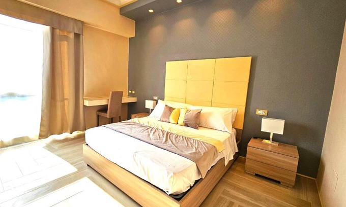 Lecce Historic Center Cama Y Desayuno | Astoria Supreme - Modern Boutique Suites
