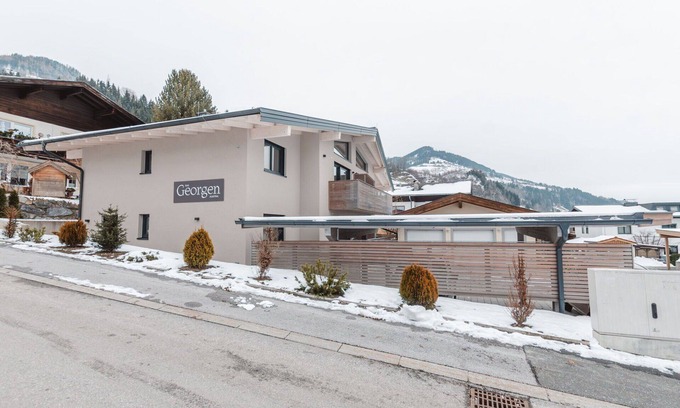 Gries Apartamento | Acogedor apartamento para 8 personas con WIFI, TV, terraza, mascotas permitida y aparcamiento