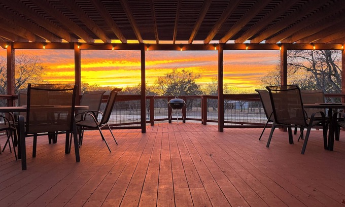 San Marcos Casa | At Goodville there are no bad days.
