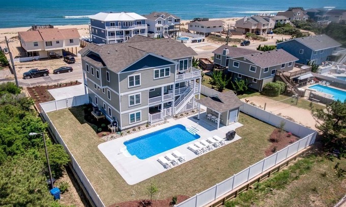 Sandbridge Casa | Por fin | 240 pies de la playa | Piscina privada, jacuzzi