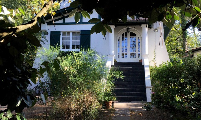 Pyla-sur-Mer Villa | En Pyla, en el corazón del barrio de la Corniche, villa familiar bajo los pinos