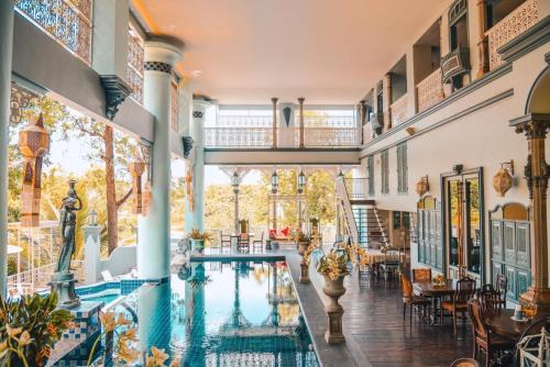Chang Phueak Hotel | At Pingnakorn Huaykaew