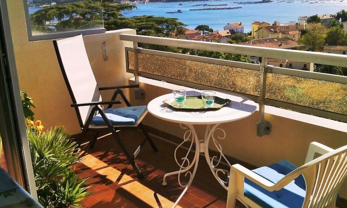 Tamaris Apartamento | En Tamaris, vista panorámica al mar, aire acondicionado, WIFI