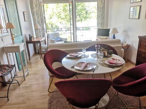 Honfleur Apartamento | At the Balconies on the Digue Chic T3 for 2 to 4p baby with garage
