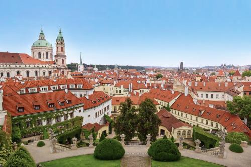 Mala Strana Apartamento | At the Blue Lion & Parking Assistance
