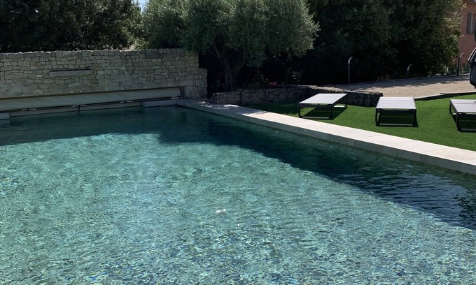 Bedoin Casa | Al pie del Mont Ventoux, espaciosa casa, gran piscina climatizada y bonito jardín.