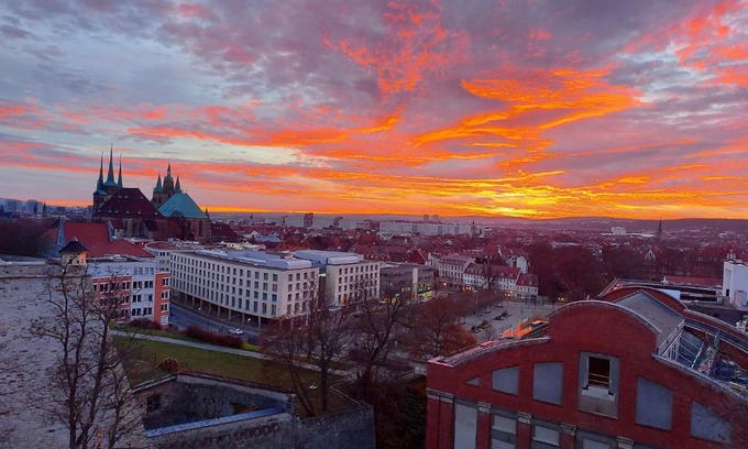 Erfurt Apartamento | AT THE TOP - Penthouse über den Dächern der Stadt
