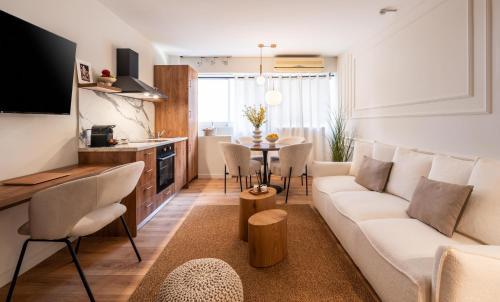 Kinosargous Apartamento | ATELIER 33 , Acropolis Apartments