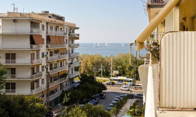 Palaio Faliro Apartamento | Apartamento de 2 plantas con vistas al mar en Atenas junto al puerto deportivo