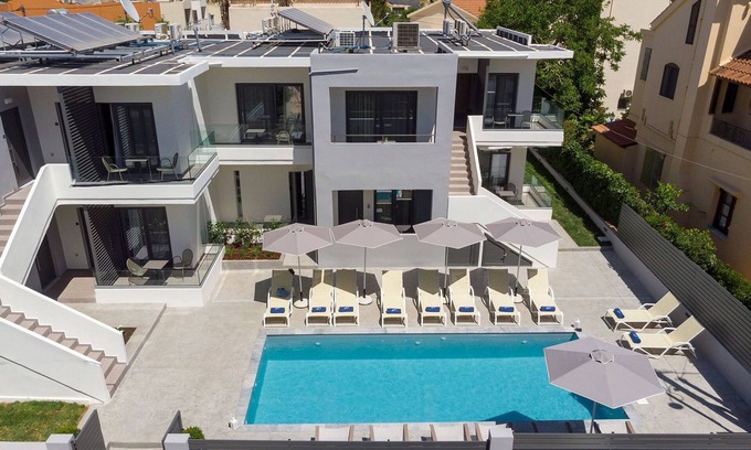Platanias Town Casa | Athina Suites | A 2BD chic apartment w/shared pool
