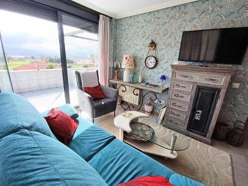 Cudon Apartamento | Atico con gran terraza y vistas en Cudon
