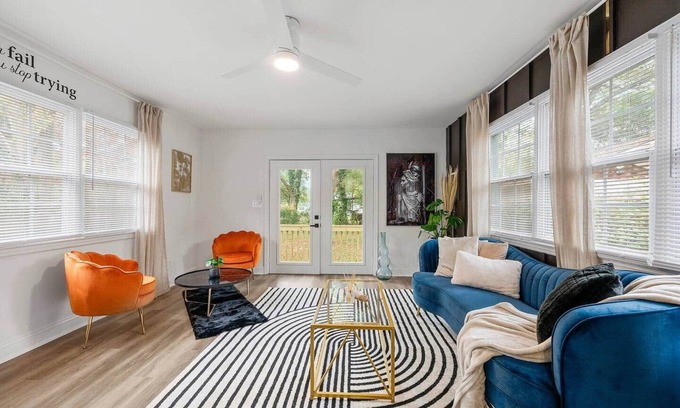 Hapeville Casa | 4 BR Atl Bungalow 10 Mins from Airport