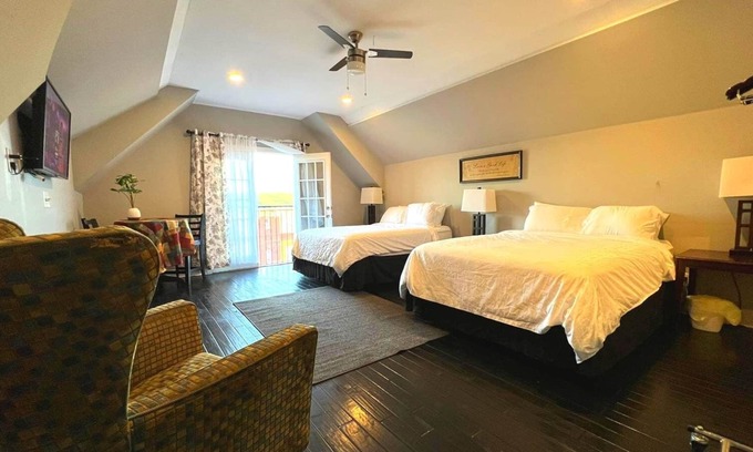 Mechanicsville Casa | ATL Tip Top Cutie Home City View and Free WI/FI