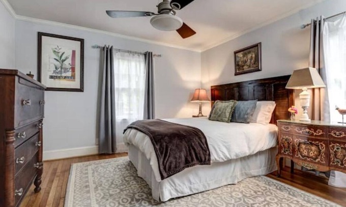 Atlanta Cabaña | Atlanta Llama Luxury Cottage