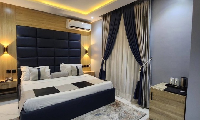 Ofin Hotel | Atlantic Palms Suites