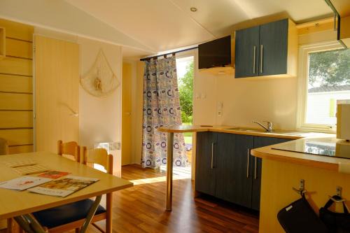 Burinhosa Otro | Atlantic Shell Bungalow
