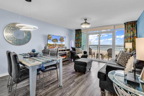 Myrtle Beach Apartamento | Atlantica Towers - Beach Front Condo w Pools