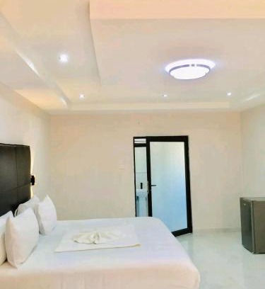 Shakawe Hotel | Atoma Lodge