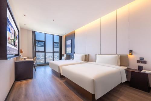 Nanchang County Hotel | Atour Hotel Nanchang Xiaolan Yingbin Middle Avenue