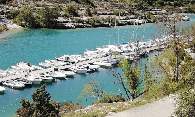 Esparron-de-Verdon Villa | Villa provenzal adjunta con piscina privada vistas panorámicas con vistas