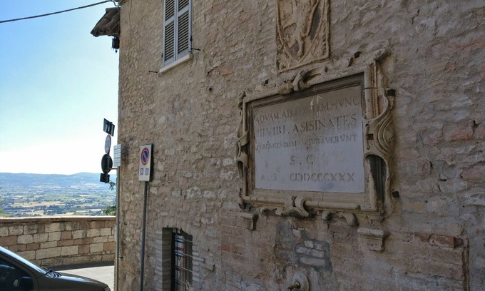Assisi Apartamento | Ático en el centro de Asís