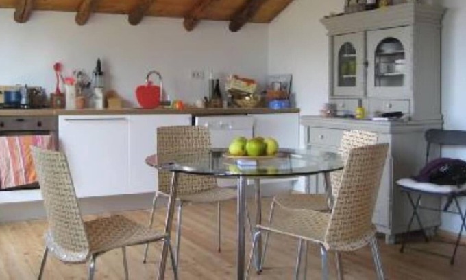 Sanico Chalet De Esquí | Ático con vistas al lago de Como en un antiguo pueblo