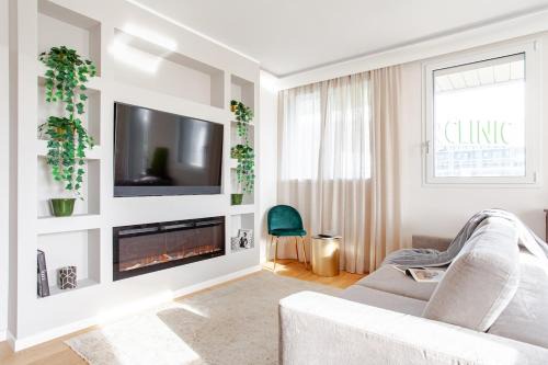 Certosa Apartamento | Attico San Siro, City Life, MiCo with WIFI e garage