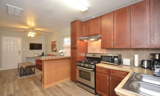Spring Branch West Casa | El Memorial Cozy Suite en Houston