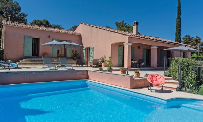Ampus Casa | Attractive villa with private pool, tenniscourts