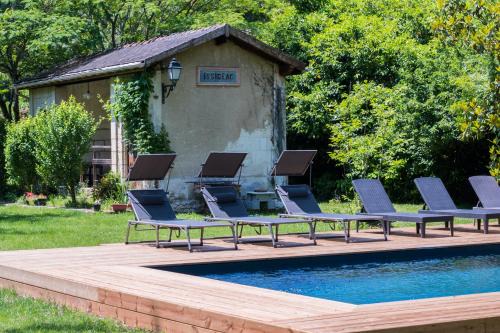 Issigeac Casa | Atypique ancienne gare d'Issigeac,piscine privée,pétante,grand terrain