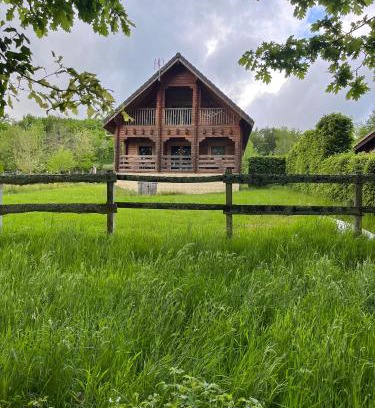 Montigny-en-Morvan Chalet De Esquí | Au bord du lac III