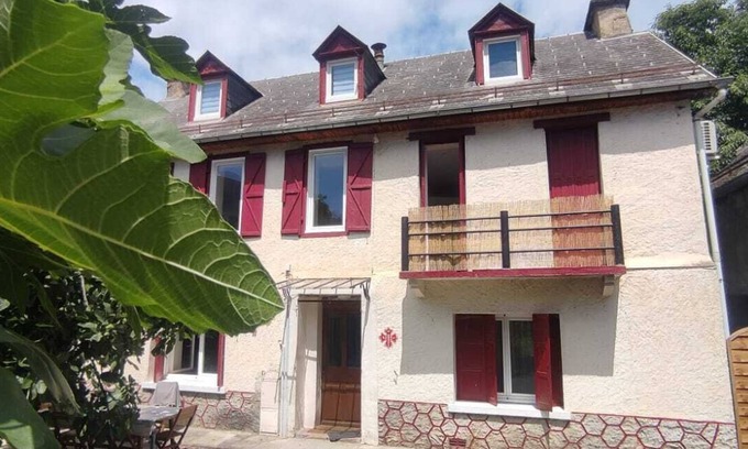 Montauban-de-Luchon Casa | Au Cœur des Pyrénées, Maison Plein Soleil Jusqu'à 11 Personnes !