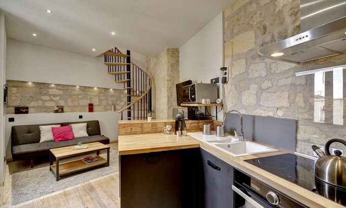 Capucins - Victoire Apartamento | Au Marché des Capucins - Joli T2 en duplex