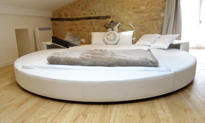 Castelnaud-la-Chapelle Casa | Au Pied du CHÂTEAU - 5 à 11 personnes - Baignade-canoë-piste cyclable à 100 m