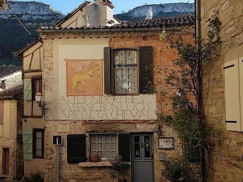 Saint-Antonin Noble Val Cama Y Desayuno | Auberge Lion D'Or