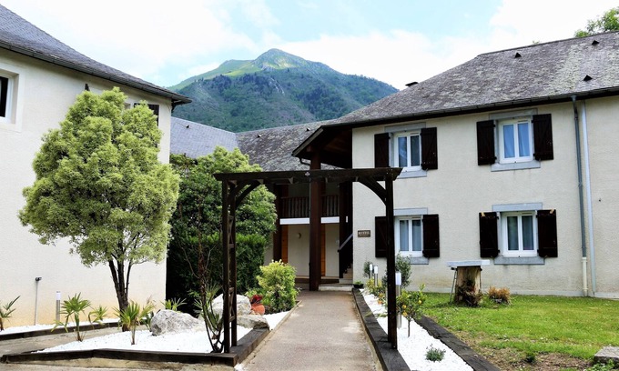 Izeste Casa | Albergue del Valle de Ossau