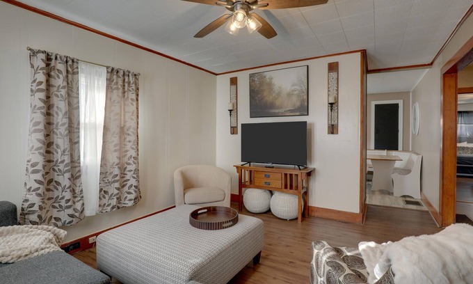 Quincy Casa | Aunt Lele's Cozy Cottage
