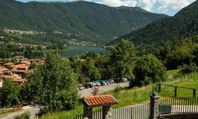 Monasterolo del Castello Apartamento | Aunt Maria's - Spirola Apartment. For a vacation surrounded by greenery
