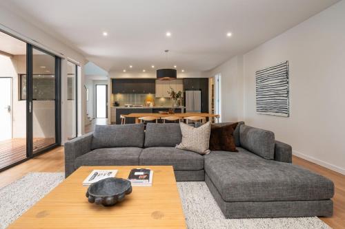 Highett Casa | Aura Family Home by the Bay