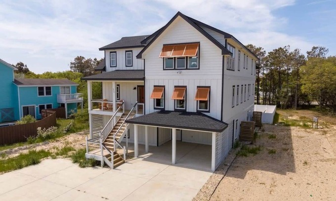 Whalehead Beach Casa | Aurora 6 BR Elevator Theater Rec Room, Pool & Hot
