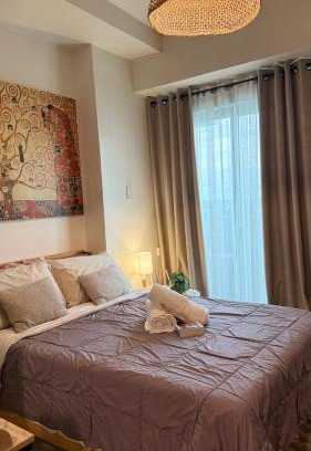 Poblacion District Apartamento | Aurora Haven steps away from Abreeza mall