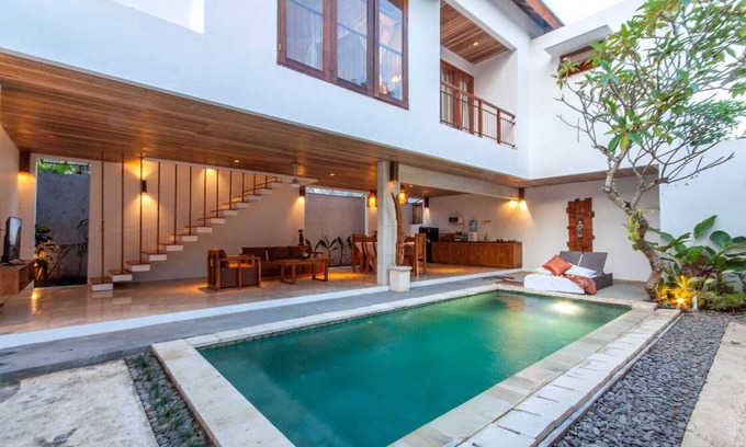 Lodtunduh Villa | Aurora living villa ubud