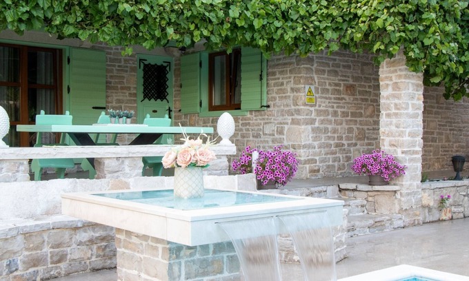 Stankovici Casa | Authentic Dalmatian Treasure Homes - House Stone