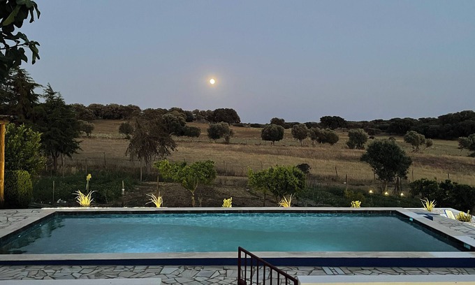 Veiros Otro | Authentic farmhouse in the heart of Portugal, in the best winery region
