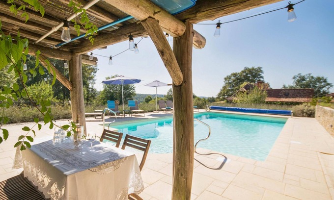 Issac Casa | Authentic gîte on estate with swimming pool